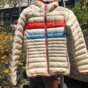 Cotopaxi Fuego Puffer in Cream with Blue/Orange/White stripes size women’s small